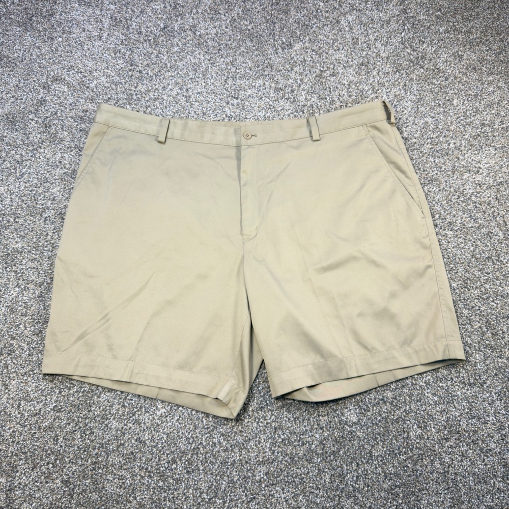 Nike Golf Dri-FIT Mens Tan Khaki Flat Front Performance Shorts Size 42
